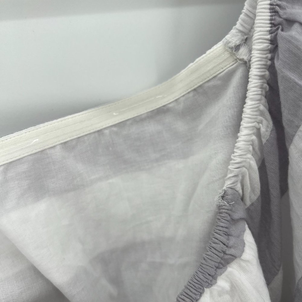 Lane Bryant Striped Off Shoulder Gray White Gathered Puff 3/4 Sleeve Size 26/28 - Picture 4 of 9